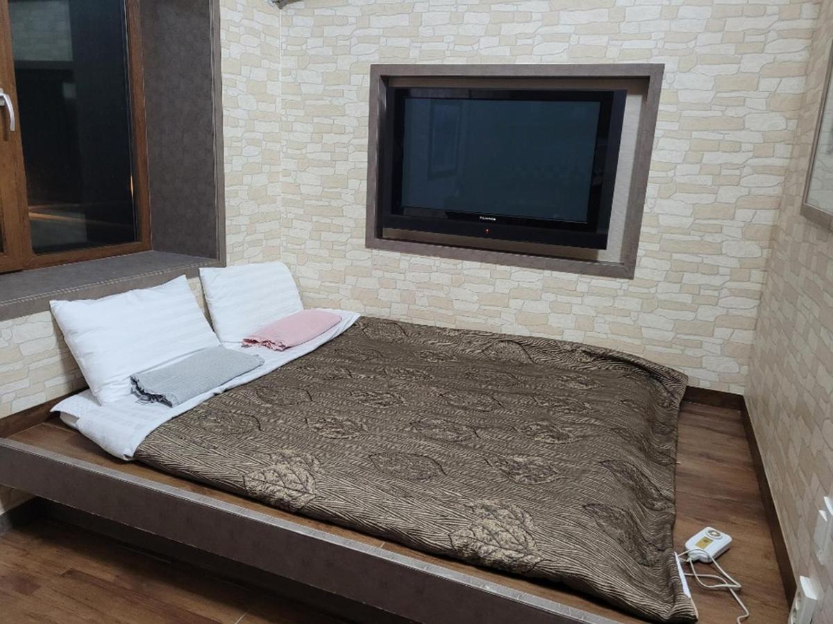 Sanaega Pension Villa ยางยาง ภายนอก รูปภาพ